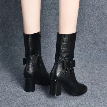 Дамски ботуши зима 2023, дамски обувки, модни дамски обувки със средна дължина, кожени обувки на платформа с заострением, ботуши за езда в британски стил