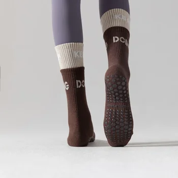 Дамски чорапи за пилатес, памучни силиконови нескользящие чорапи за йога със средна тръба