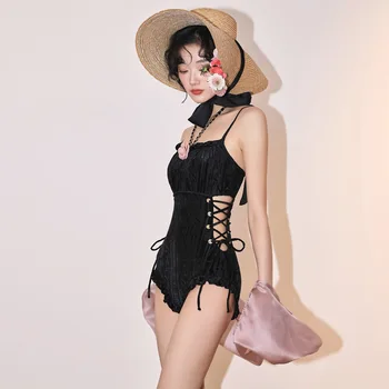 Женски бански костюм, черен Секси бански на плажа с отворена талия от дантела, 2024, Корейската мода, топла пролет, женски монокини, плажно облекло
