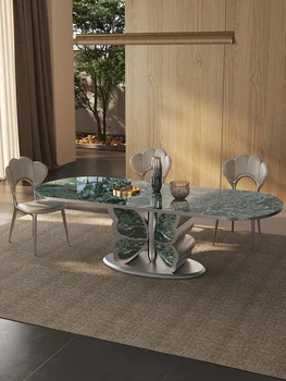 Италианската ярка каменна плоча, луксозна маса за хранене е от каменни плочи, минималистичен модерен минималистичен дизайнерски маса за хранене във вила с правоъгълна форма