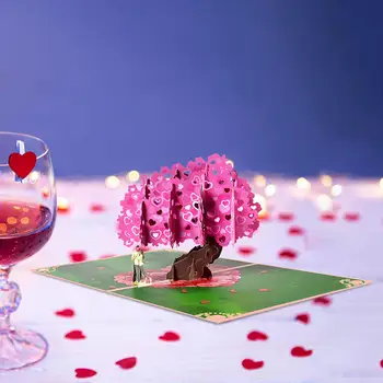 Картичка за Св. Валентин с участието на разцъфнал прасковено дърво, за да си съпруга и съпруг