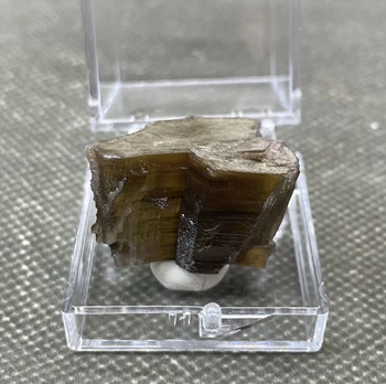 НОВОСТ! 100% Натурален рядко кея лепидолит, образци от минерали, камъни и кристали, лечебни кристали, кварц + размер на кутията 3,4 см