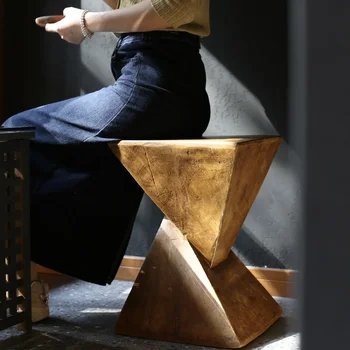Приставной маса в скандинавски стил, изчистен геометричен диван и масичка за чай в стил B & B в индустриален стил, модерен безшумен